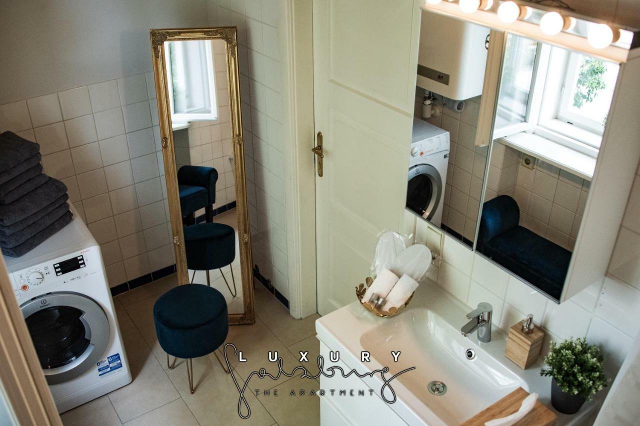 Luxury Only For Business Travel Apartman